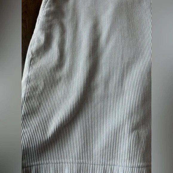 Southern Tide Seersucker Shorts Mens 38 Blue White Stripe Preppy - Picture 3 of 7